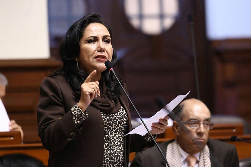 Congresista Gloria Montenegro pide auditoría a obra de la Plaza de Armas de Trujillo