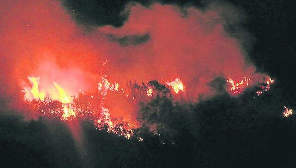 Envían a más de 100 soldados a la sierra de Piura para ayudar a frenar incendios