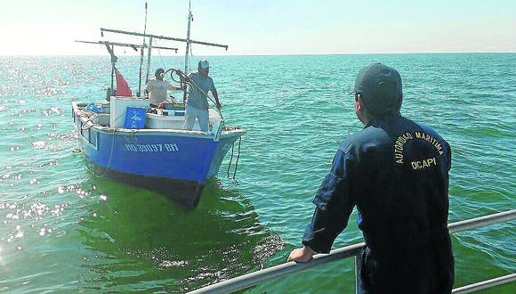 Desaparece embarcación pesquera con 5 pescadores norteños en el mar de Pisco