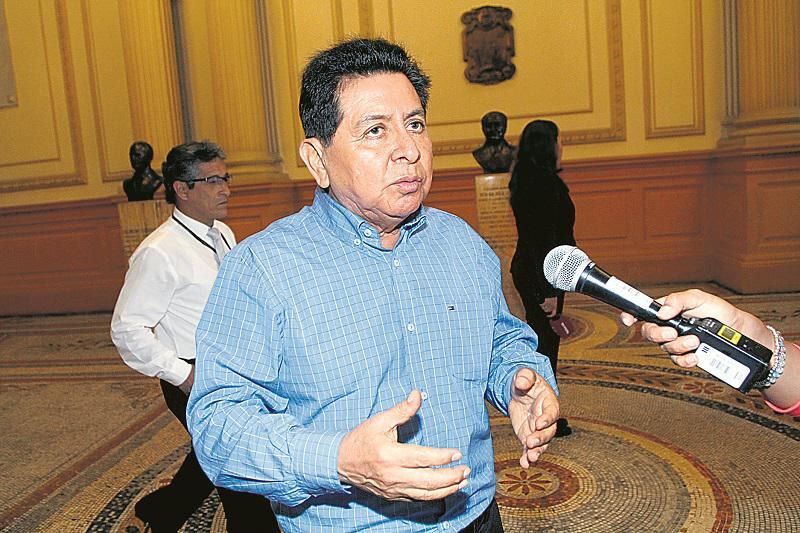 José León propone hacer un frente de centroizquierda para derrotar a Keiko Fujimori