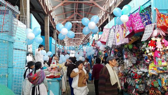Mercado Andrés F. Vivanco cumplió 111 aniversarios en medio de necesidades 
