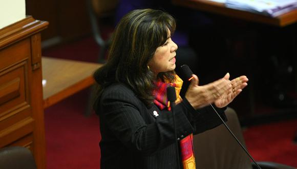 Martha Chávez debe "dar un paso al costado", aconseja abogado de las víctimas de La Cantuta