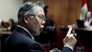 Alberto Fujimori se va quedando solo