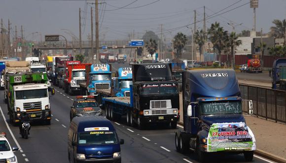 Gremios de transportistas a nivel nacional acatarán paro este lunes 4 de julio. Foto: GEC