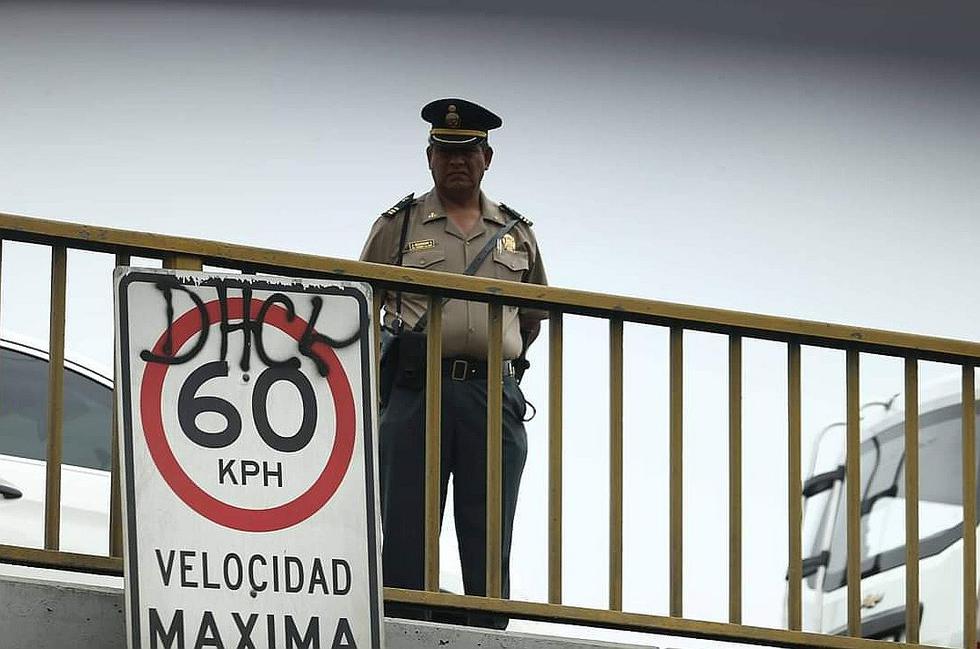 ​River Plate vs. Flamengo: Hinchas se desplazan al Monumental alentado a "Millonario" y "Mengao" (FOTOS)