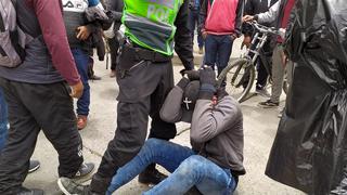 Protesta de socios de cooperativa acaba con venezolano golpeado por turba en Huancayo (VIDEO)