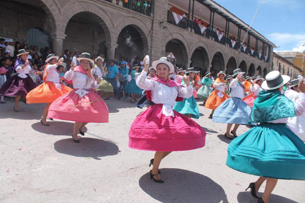 Así se viven los carnavales en Ayacucho (Fotos)