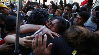 Desalojo en la UNMSM: detenidos salen en libertad y rompen en llanto (FOTOS)