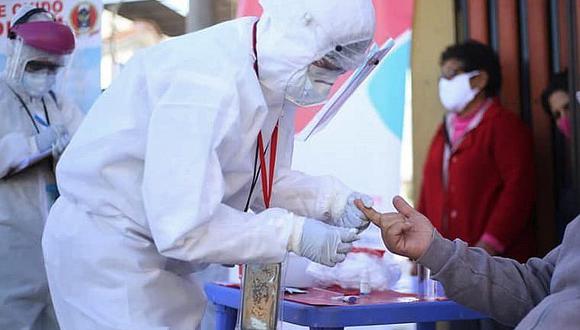 ​Arequipa: Hospital Docente de la UNSA aplica pruebas rápidas de coronavirus al público