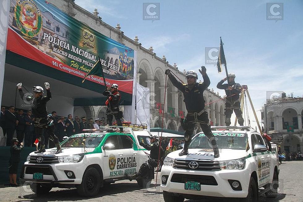 Ceremonia por los XXX aniversario de la Policía Nacional en Arequipa (FOTOS)