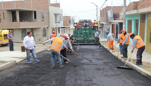 1,500 familias se benefician con calles asfaltadas en el sector Los Laureles