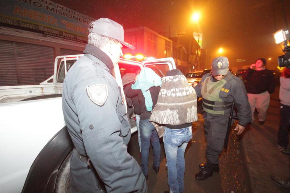 En 'megaoperativo' intervienen a damas de compañía y "clientes" en Chosica