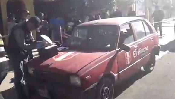 ​Hincha de la Selección peruana amanece muerto en auto