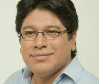 Dictan orden de captura contra el congresista Rennán Espinoza