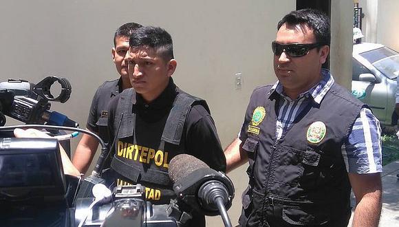 El director de la III Macro Región Policial de La Libertad, Augusto Ríos, señala que hay dos equipos de la Policía que indagan sobre paradero del también “secuestrador”.