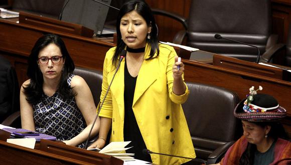 Nuevo Perú pide convocar a un "Pleno Mujer" en el Congreso 