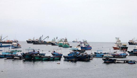 Embarcaciones no ingresan al mar por oleaje anómalo en el litoral del sur peruano