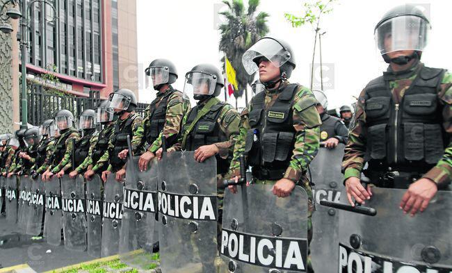 PNP: Suboficiales egresan de la escuela PNP con un sueldo de 2mil 829 soles