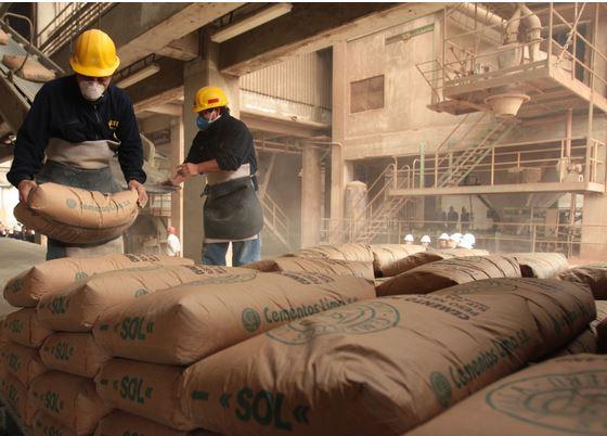 SNI prevé que industria crecería hasta 4% en el 2015