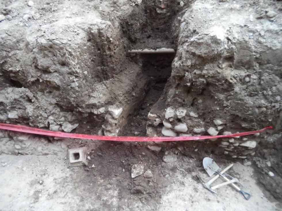 Hallan restos de drenaje pluvial que corresponderían a Huamanga colonial 