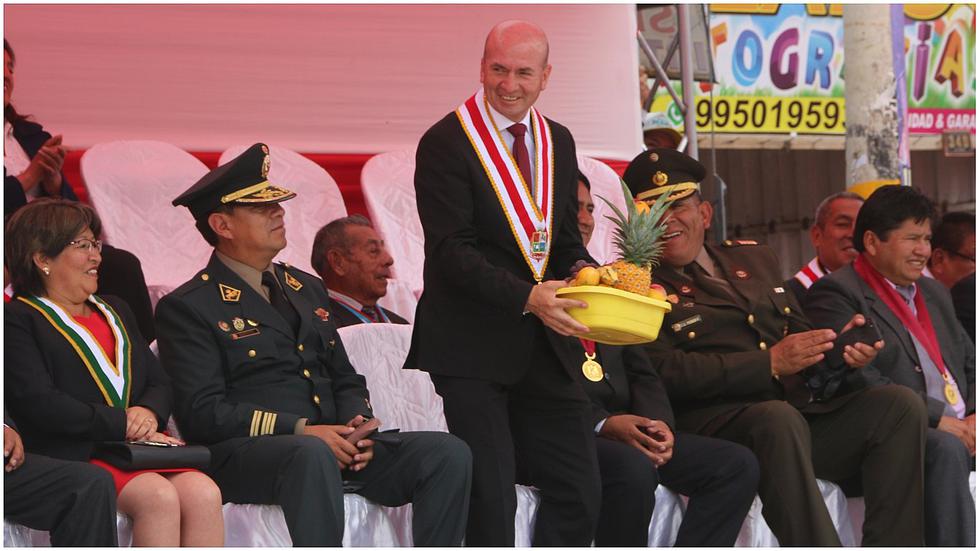 Shapish salen a las calles por aniversario de la provincia de Chupaca (FOTOS)