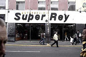 Tiendas Super Rey cierra sus puertas tras 41 años