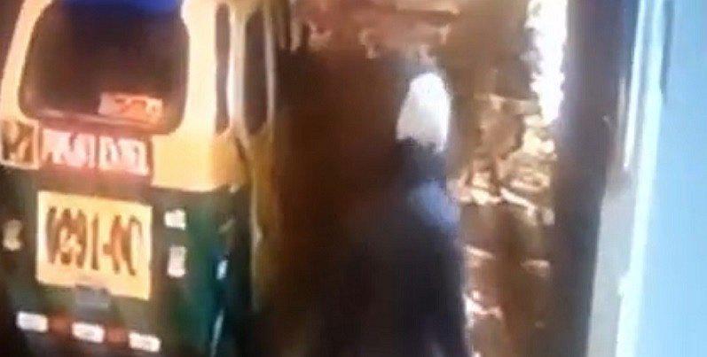 Cámaras captan robo en empresa de cantante Javier Lobatón en San Juan de Miraflores (VIDEO)