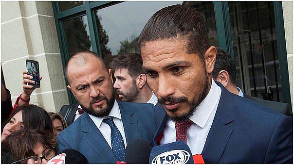 Representantes de Paolo Guerrero niegan que Fifa haya pedido 1 año de sanción