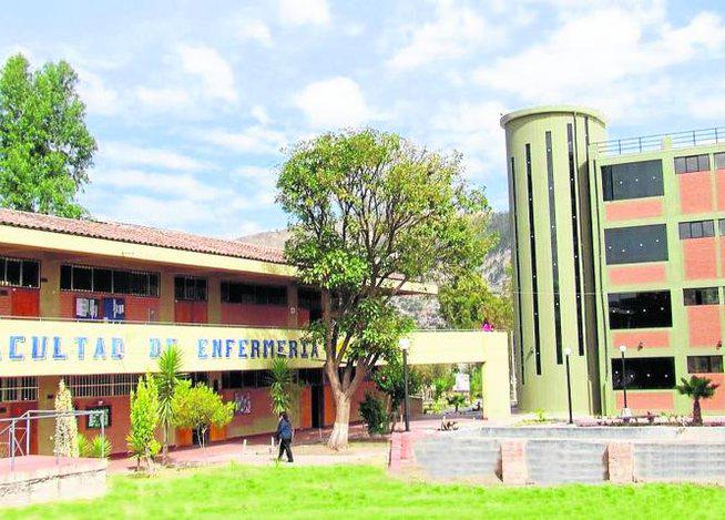 Unsch crearía carreras de odontología, técnico médico y nutrición