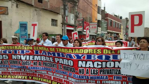 Agremiados a la CGTP realizan movilización en Chiclayo  (Video)