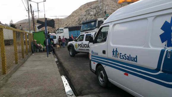 Mujer embarazada que quedó varada por bloqueo de carretera es llevada a Lima