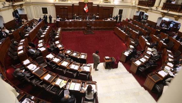 Labor del Congreso de la República recibe 07 de nota según encuesta de Datum