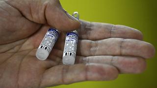 Brasil reitera interés por vacuna rusa y espera pronta solución a impasse