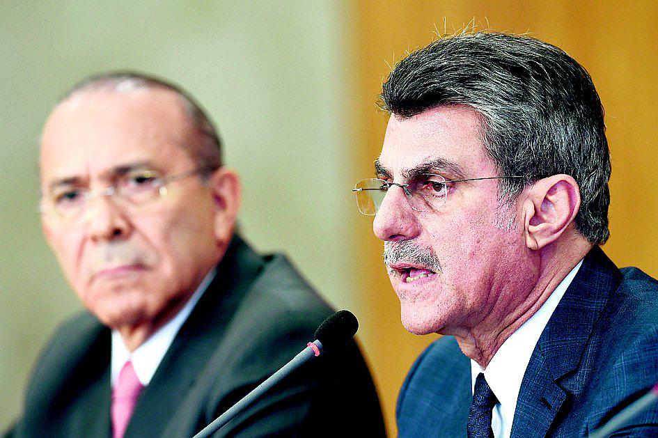 Brasil: Gobierno despedirá a 4 mil empleados públicos