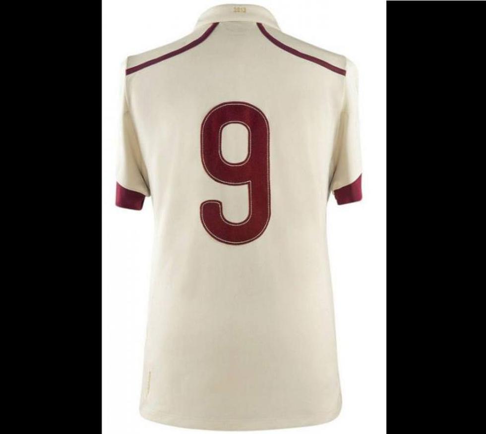 Esta es la camiseta especial de Club Universitario en honor a 'Lolo' Fernández