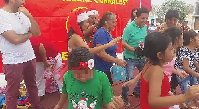 Elías Rodríguez: Se mueve al ritmo de "mueve el toto" (VIDEO) 