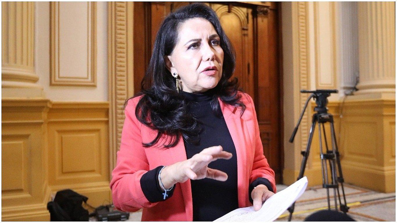 Hermano de legisladora Gloria Montenegro contrata con el Estado