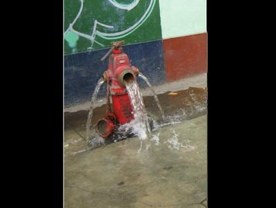 Exhortan a Sedapal a mantener operativos los hidrantes de Lima