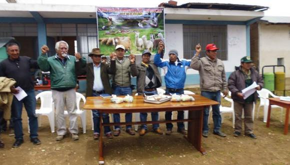 Alcaldes se unen por carretera Lima - Huancavelica