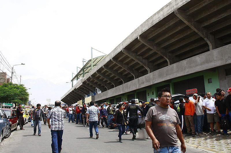 Añaden nombre del exalcalde Ulises Torres al estadio La Tomilla