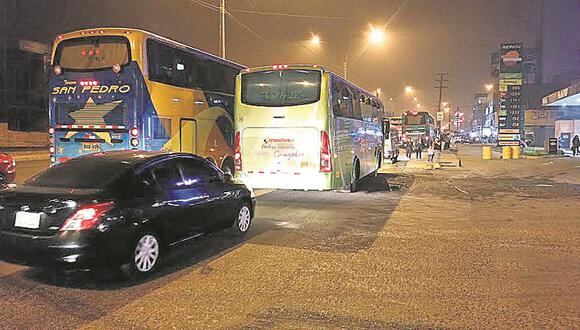 Carretera Central: Buses interprovinciales toman vía en Ate 