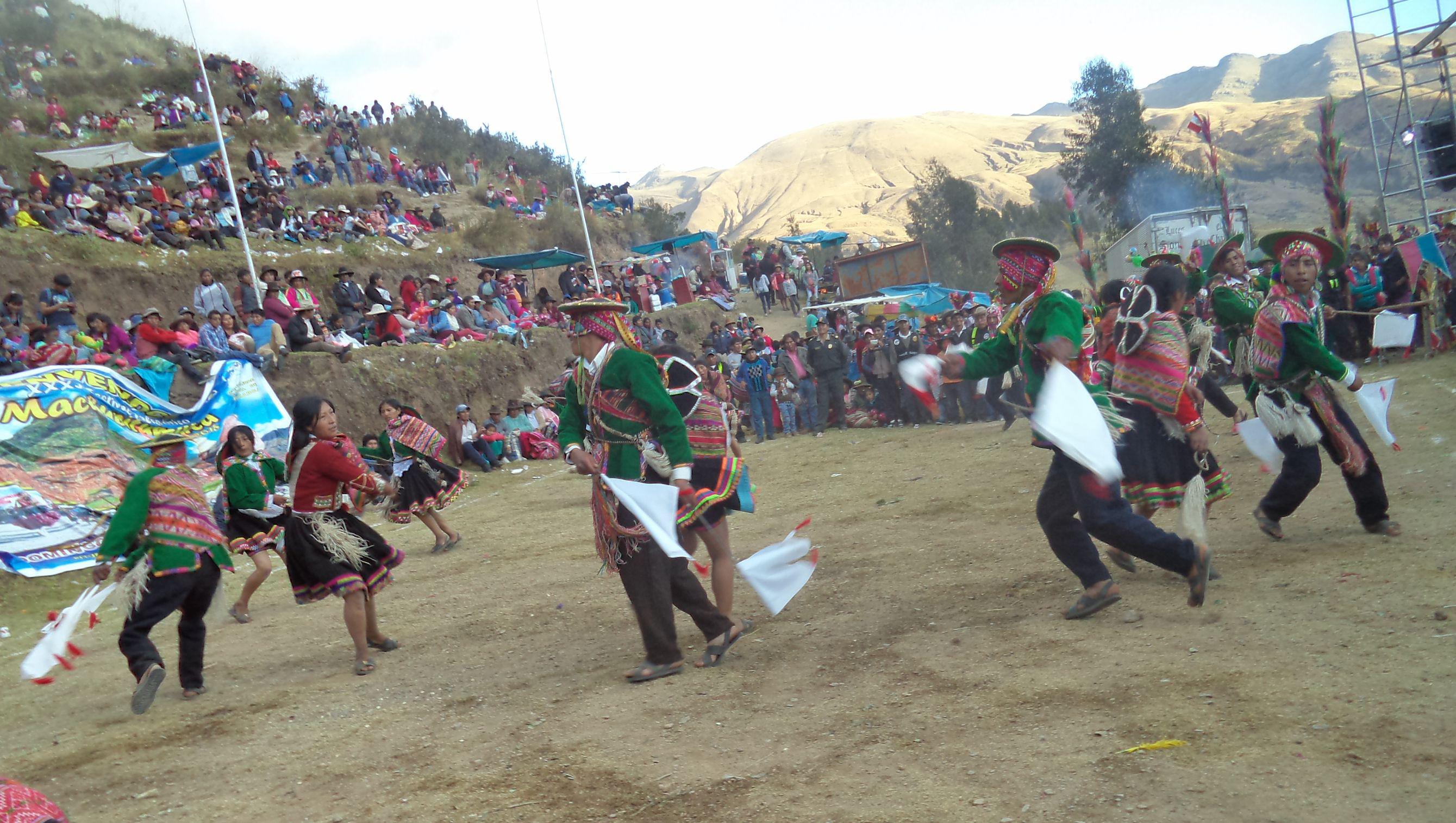 Cusco: Danzas milenarias en Raqchi