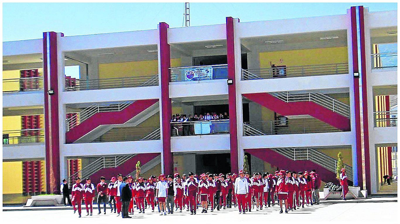 Directivos de Santa Isabel se niegan a que gobierno regional lo inaugure