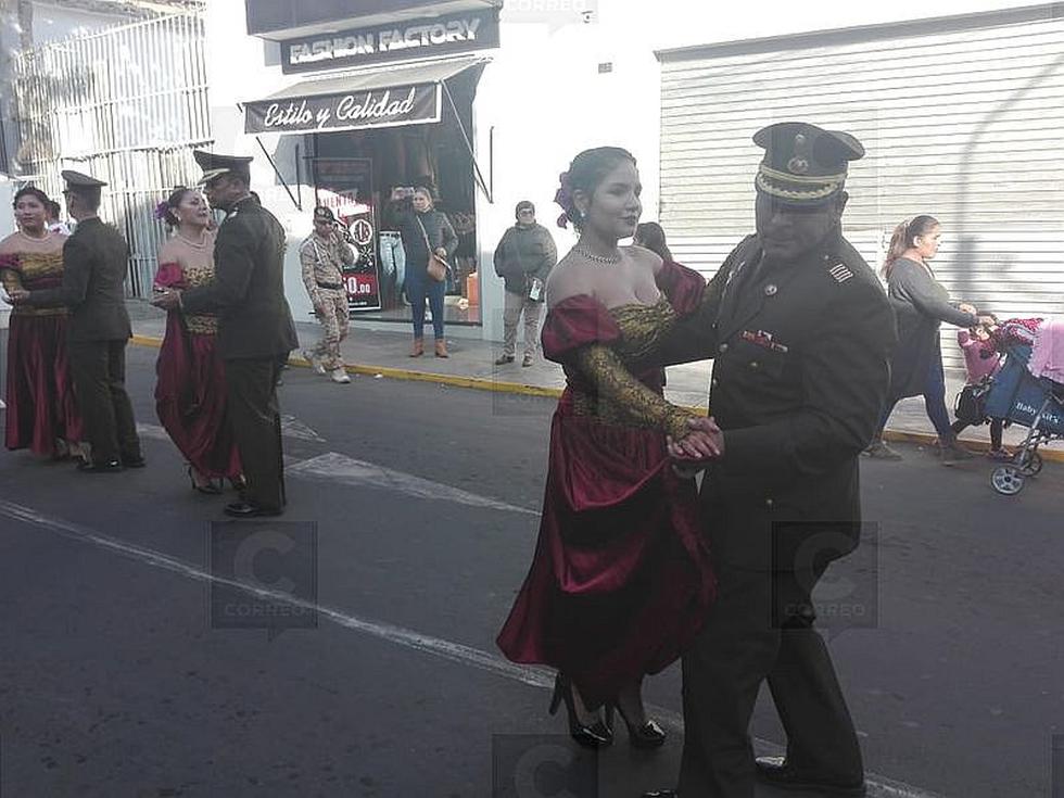Mil personas bailaron la polka Tacna Hermosa en la ciudad