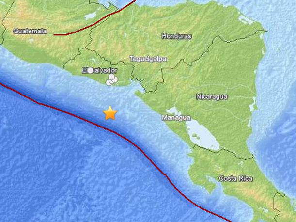 Terremoto de 7,3 grados dejó un muerto en El Salvador