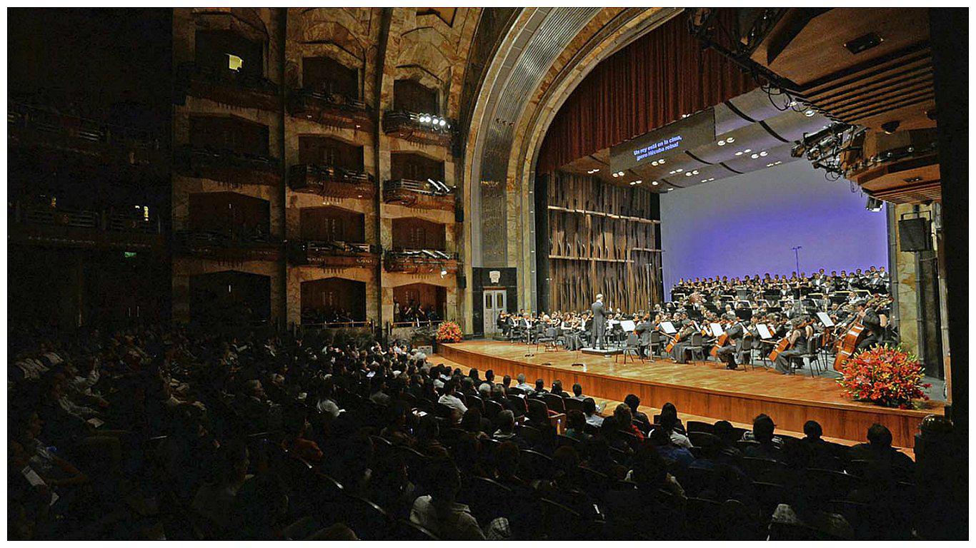 Escuelas de arte pasan a denominarse "Universidad Nacional de Música"