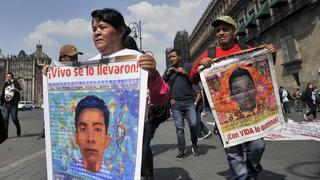 Autoridades identifican restos de uno de los 43 desaparecidos de Ayotzinapa 