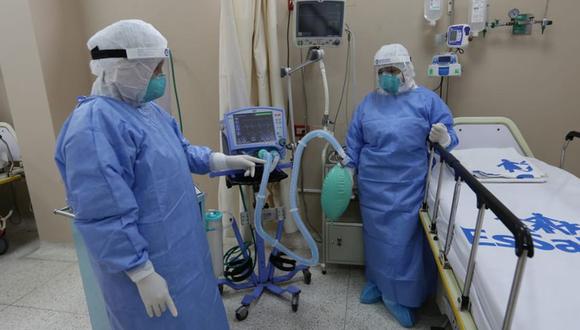 Entregan 5 ventiladores volumétricos para camas UCI en hospital de contingencia en Huánuco. (Foto referencial: GEC)