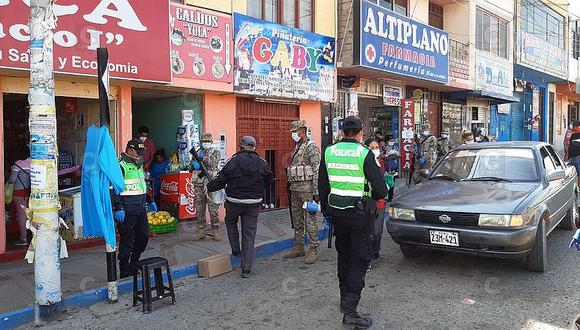 PNP y ejército retiran comerciantes en distrito Alto de la Alianza