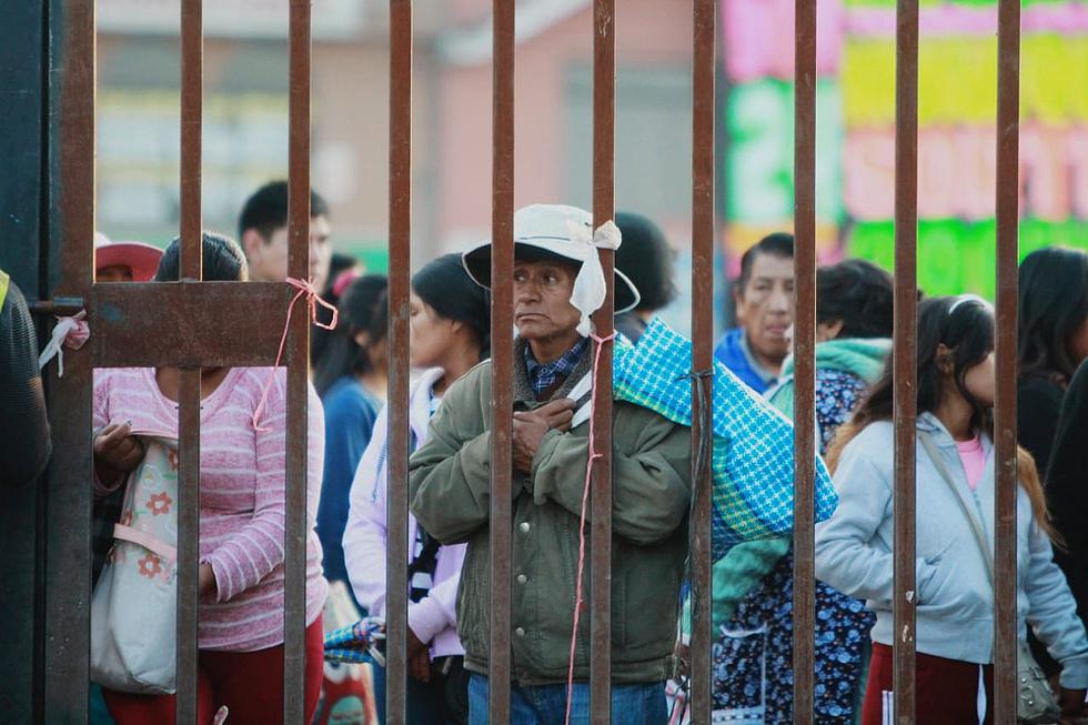 ​Desalojan a comerciantes ambulantes en plataforma de Río Seco (FOTOS)